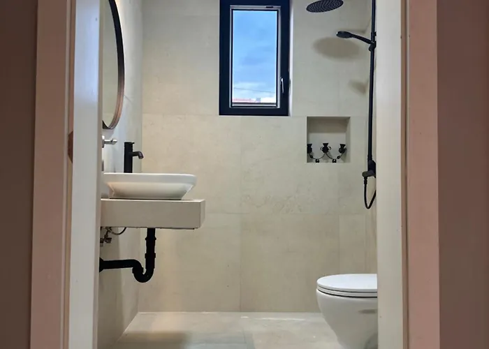 Number 6 - Complex Apartment