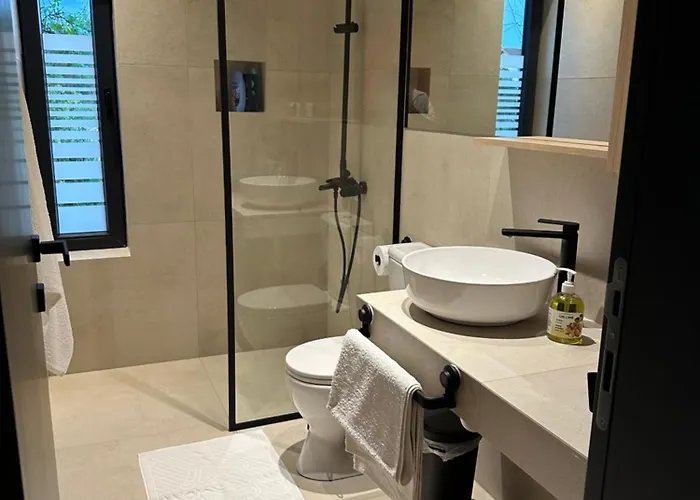 Appartement Number 6 - Complex