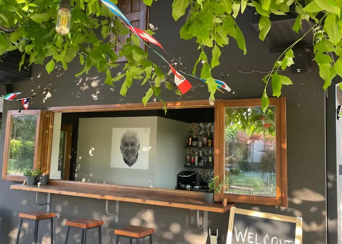 Daire Number 6 - Complex Üsküp