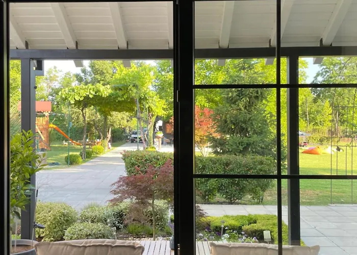 Number 6 - Complex Appartement *